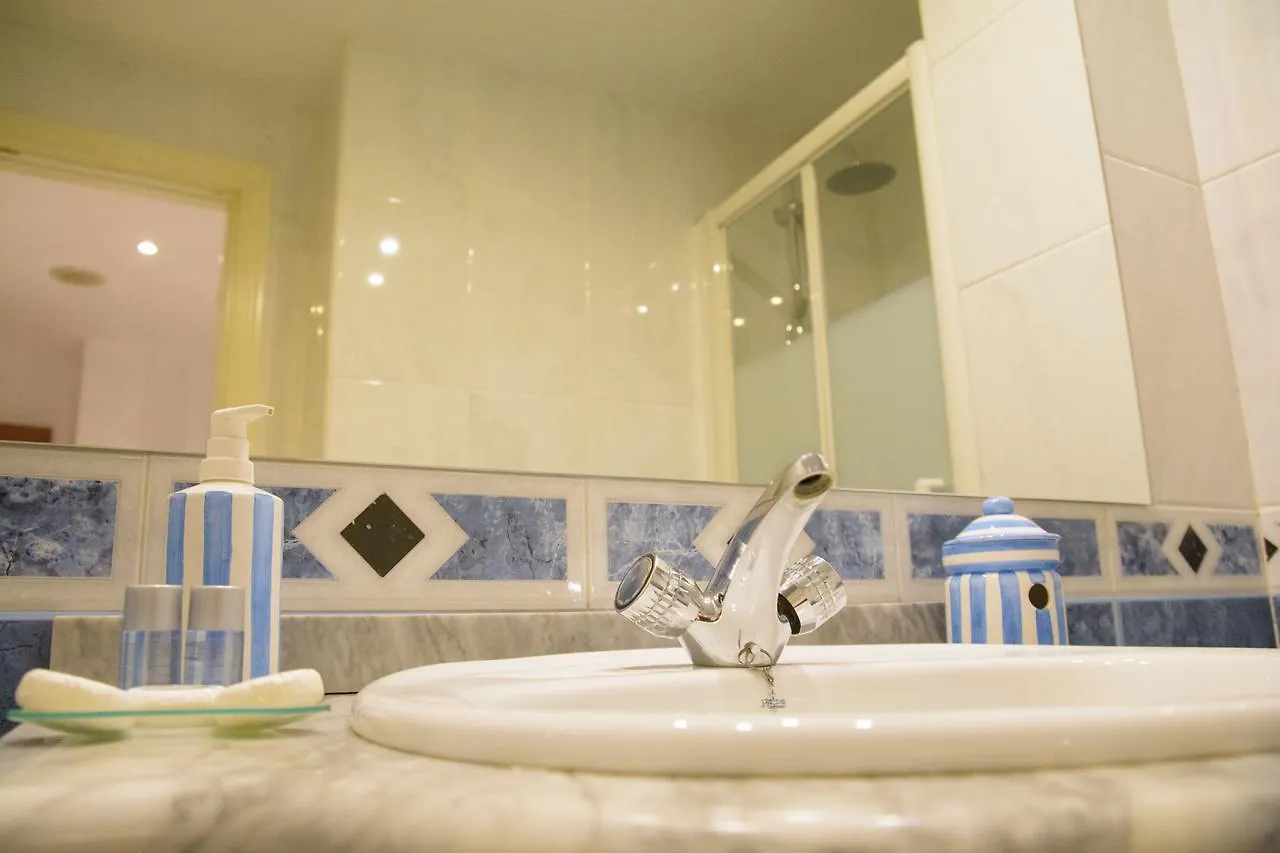 Apt Gibralhorce Suite By Malaga Picasso Rentals Selection Apartament