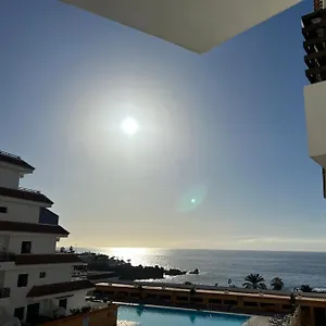 https://paraiso-canario-ii.tenerifehoteles.net